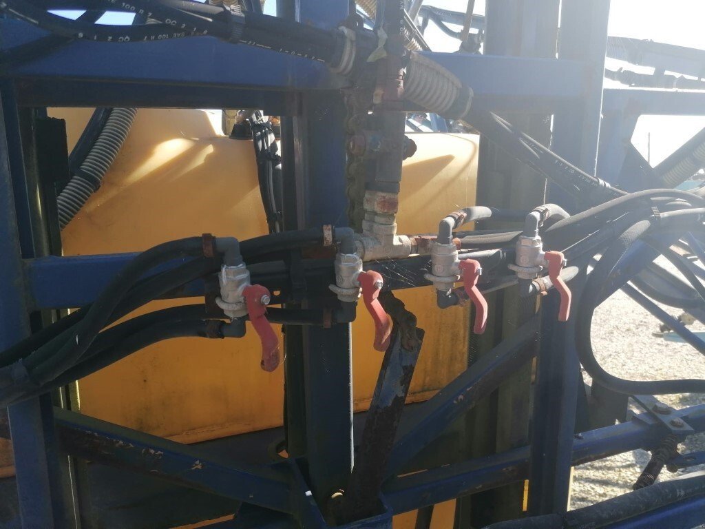 Feldspritze des Typs Caruelle HYDROSTAR, Gebrauchtmaschine in Le Horps (Bild 8)