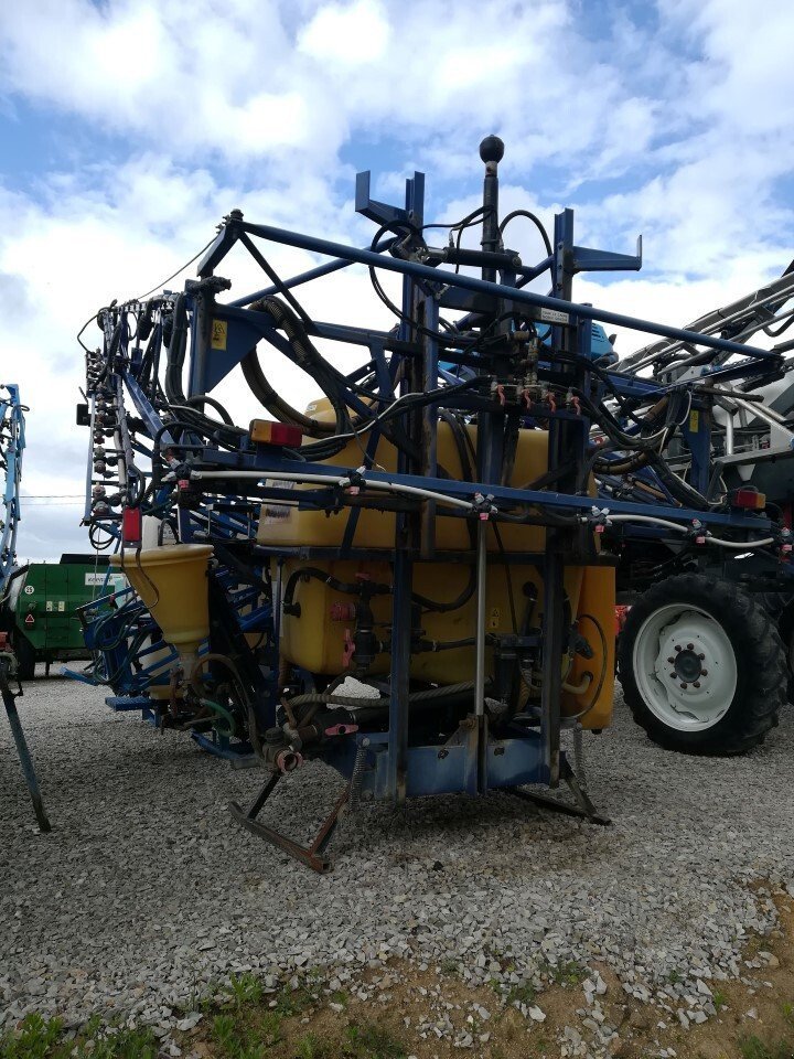 Feldspritze du type Caruelle HYDROSTAR, Gebrauchtmaschine en Le Horps (Photo 2)