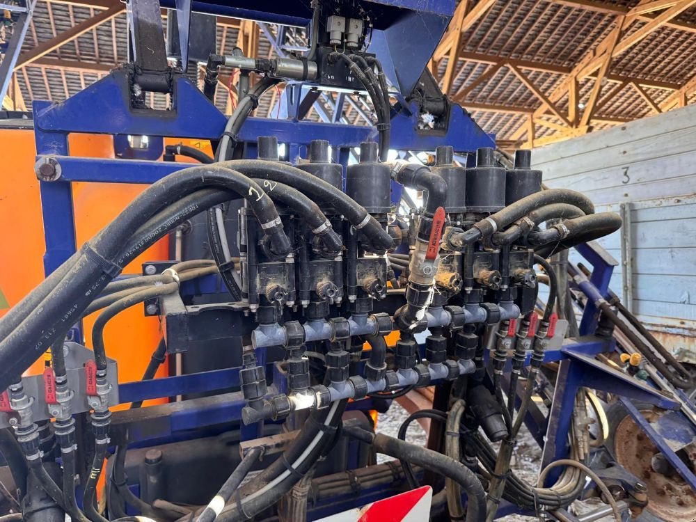 Feldspritze от тип Caruelle OLYMPIA 1200, Gebrauchtmaschine в VOVES (Снимка 10)