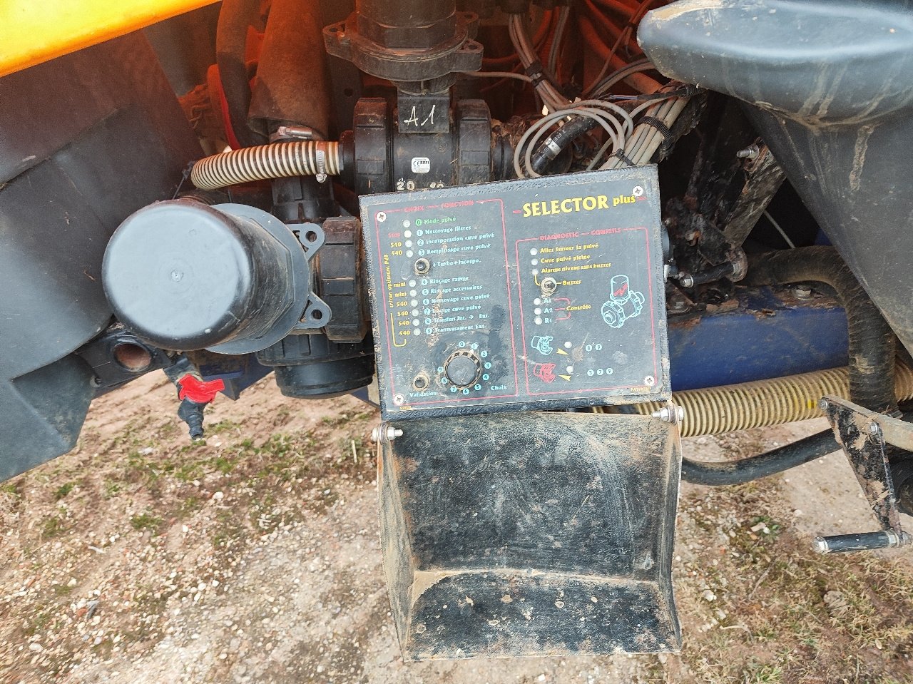 Feldspritze des Typs Caruelle Olympia 320S, Gebrauchtmaschine in Lérouville (Bild 2)