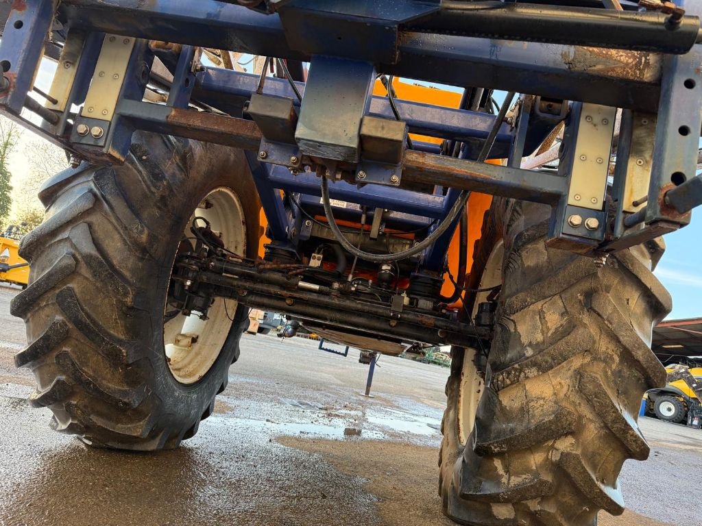 Feldspritze des Typs Caruelle OLYMPIA 400, Gebrauchtmaschine in FRESNAY LE COMTE (Bild 11)