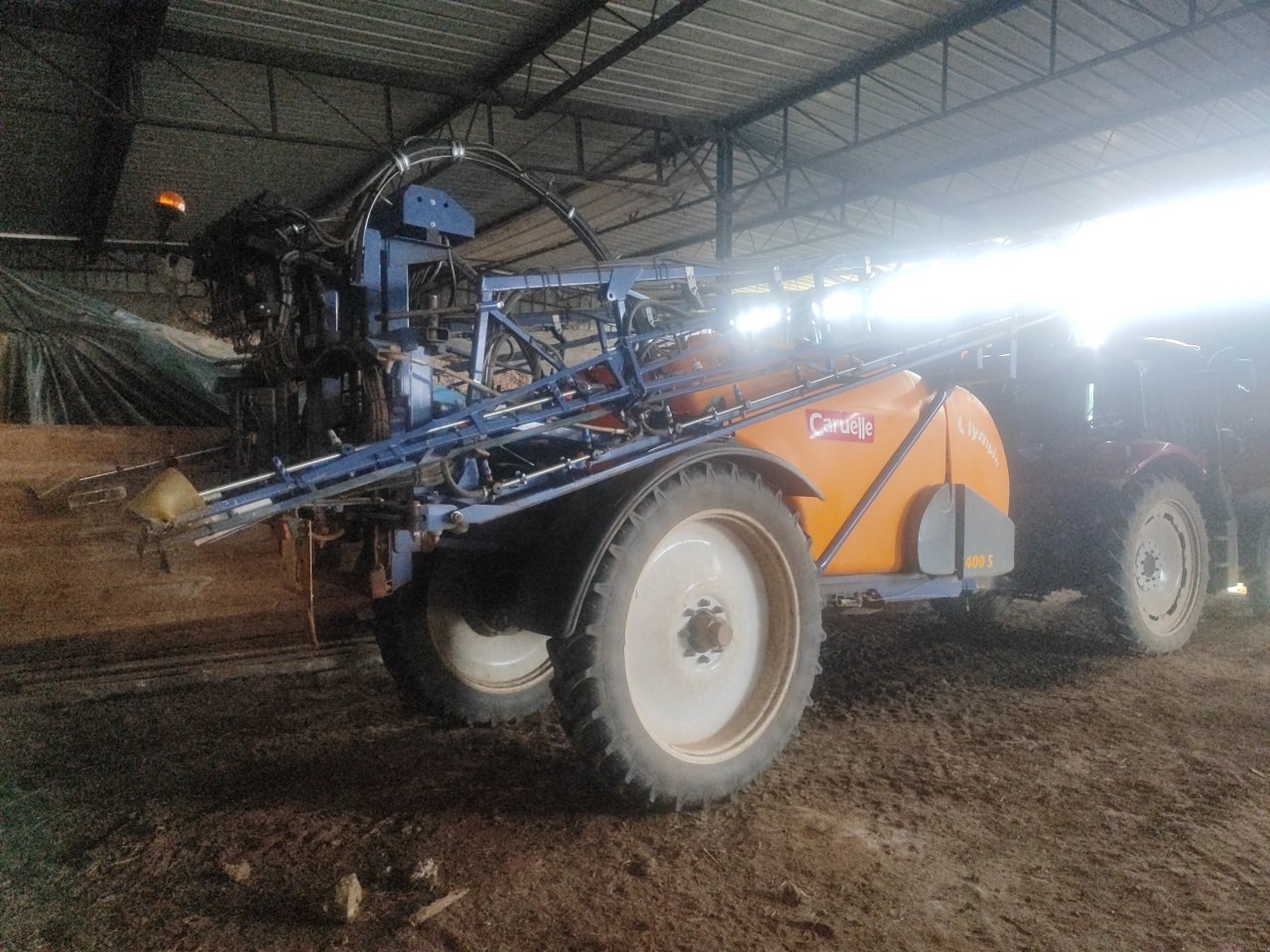 Feldspritze des Typs Caruelle Olympia 400S, Gebrauchtmaschine in Eton (Bild 2)