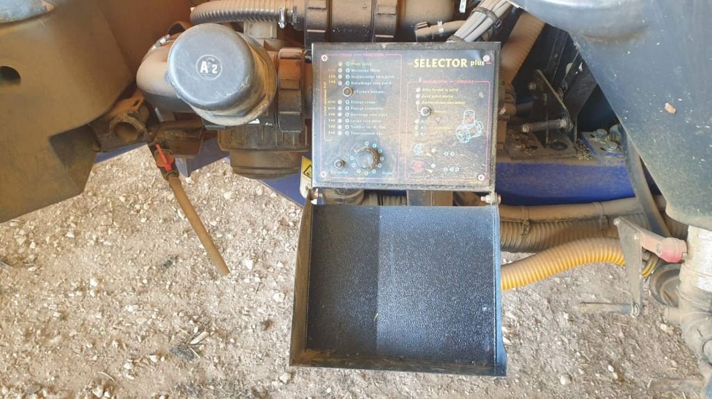 Feldspritze a típus Caruelle OLYMPIA 420 S, Gebrauchtmaschine ekkor: SAINT LOUP (Kép 5)