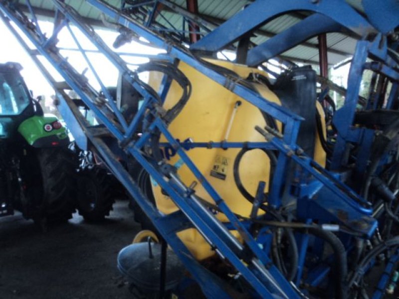 Feldspritze des Typs Caruelle OLYMPIA 820, Gebrauchtmaschine in MOULLE (Bild 3)