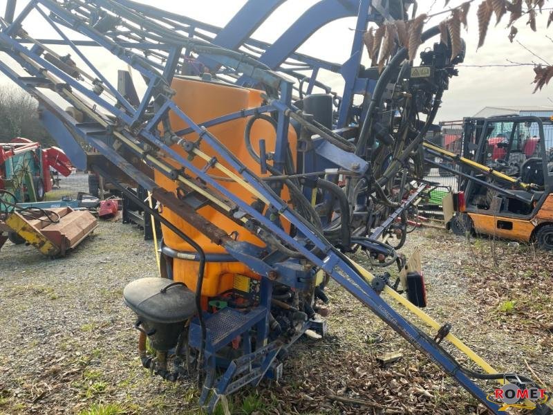 Feldspritze van het type Caruelle OLYMPIA120, Gebrauchtmaschine in Gennes sur glaize (Foto 7)