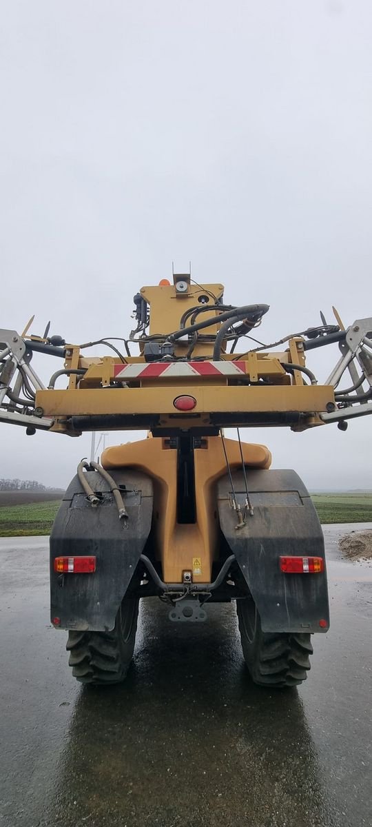 Feldspritze van het type Challenger Rogator 344, Gebrauchtmaschine in Mistelbach (Foto 30)