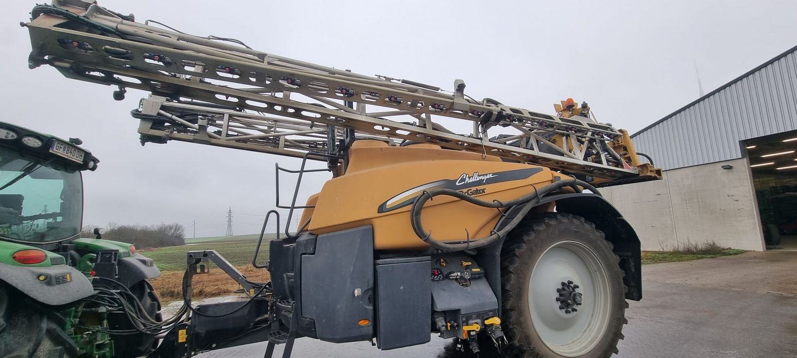 Feldspritze van het type Challenger Rogator 344, Gebrauchtmaschine in Mistelbach (Foto 1)