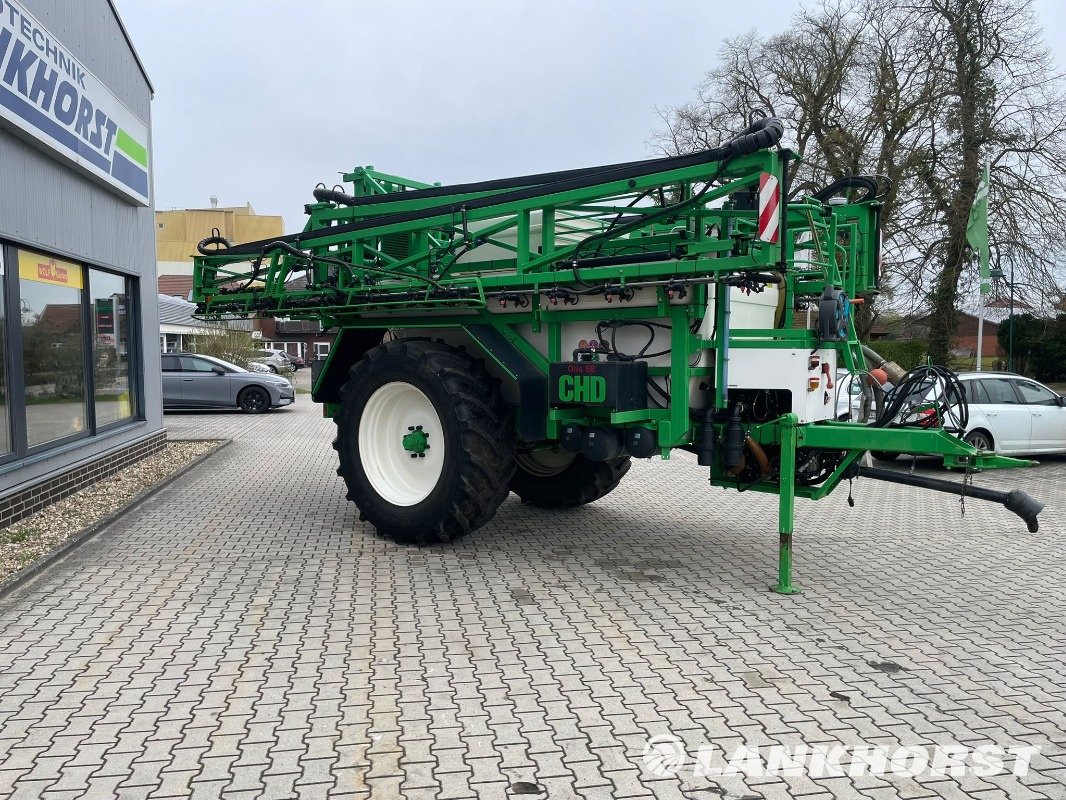 Feldspritze des Typs CHD F5145A 39m, Gebrauchtmaschine in Klein Berßen (Bild 2)