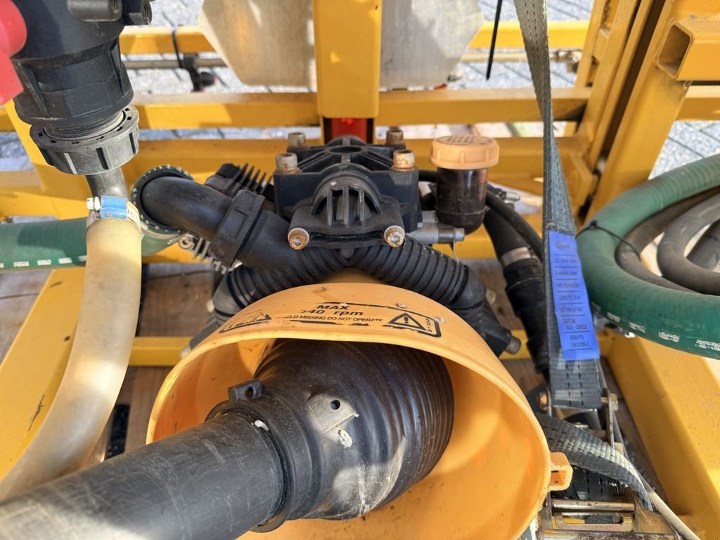 Feldspritze a típus Dubex 1 Veldspuit, Gebrauchtmaschine ekkor: BOEKEL (Kép 9)