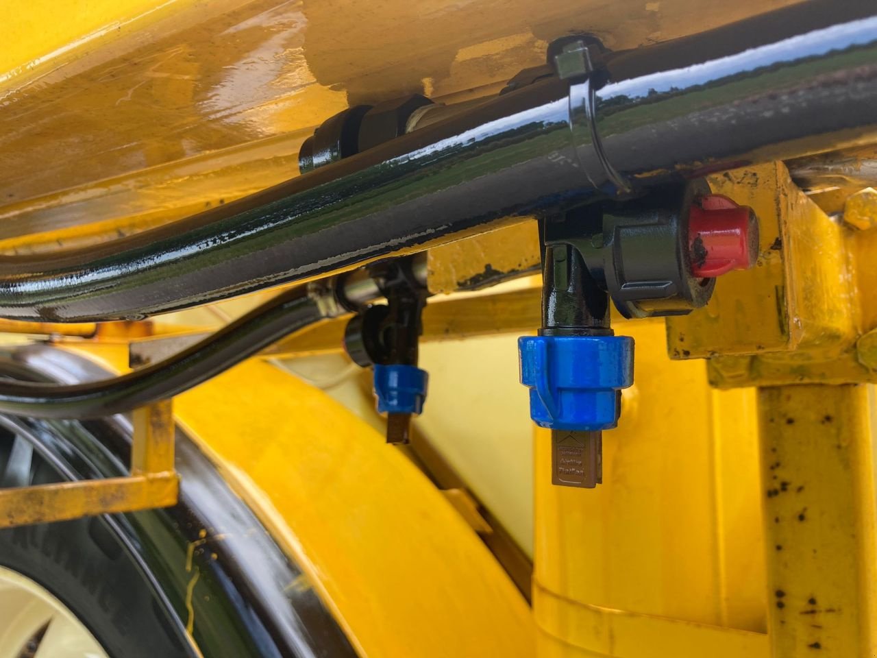 Feldspritze van het type Dubex Nestor 950300, Gebrauchtmaschine in Vriezenveen (Foto 11)