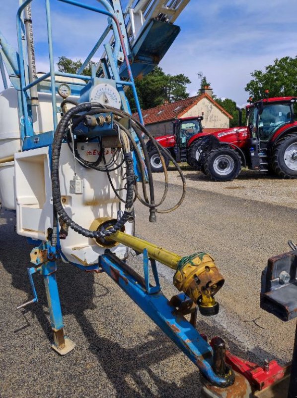Feldspritze Türe ait Evrard Meteor 2800, Gebrauchtmaschine içinde VOVES (resim 2)