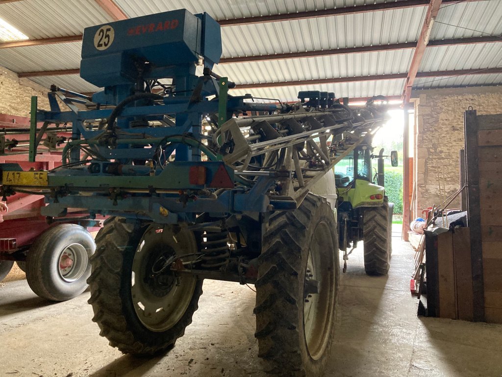 Feldspritze of the type Evrard METEOR 3400 L. / 30 M., Gebrauchtmaschine in BRAS SUR MEUSE (Picture 4)