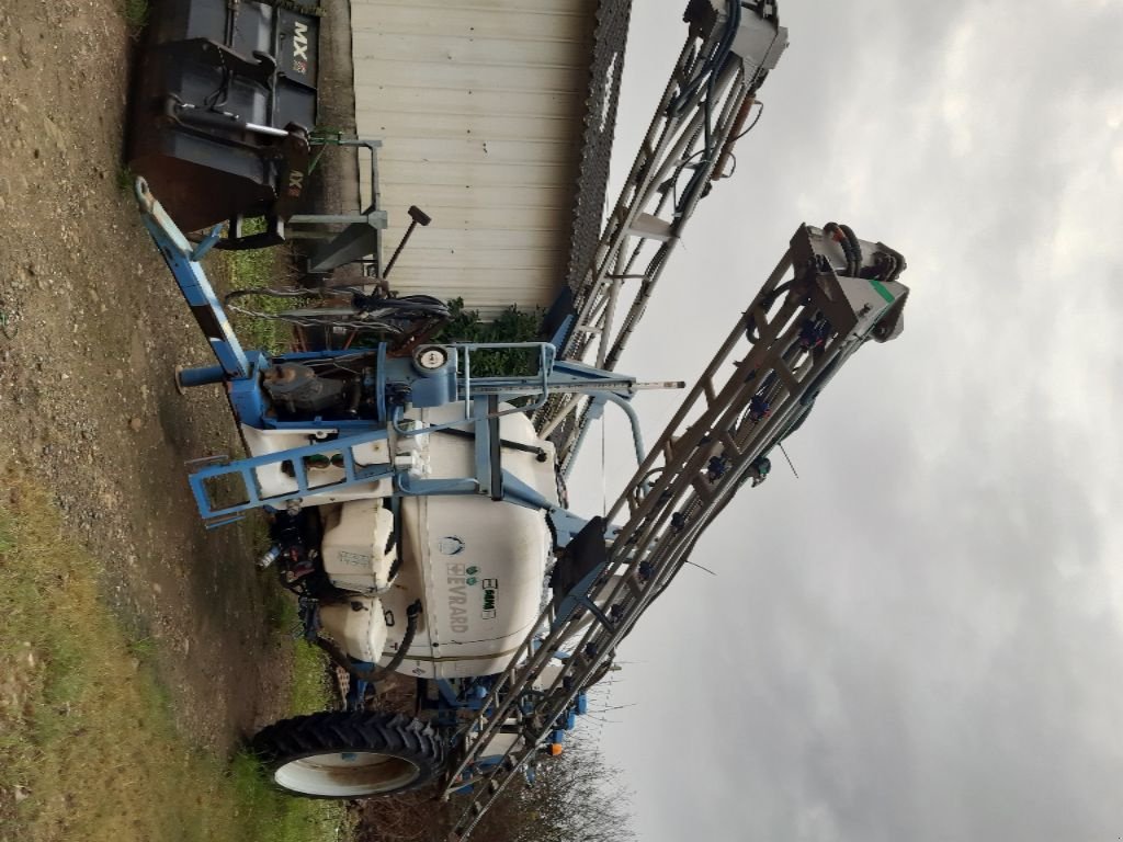 Feldspritze del tipo Evrard Meteor 41, Gebrauchtmaschine In Guichen (Immagine 2)