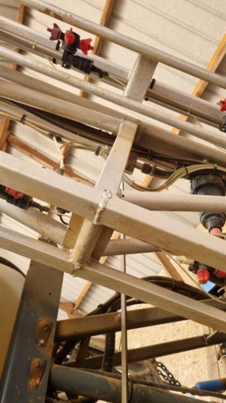 Feldspritze van het type Evrard METEOR 4100, Gebrauchtmaschine in VOVES (Foto 4)