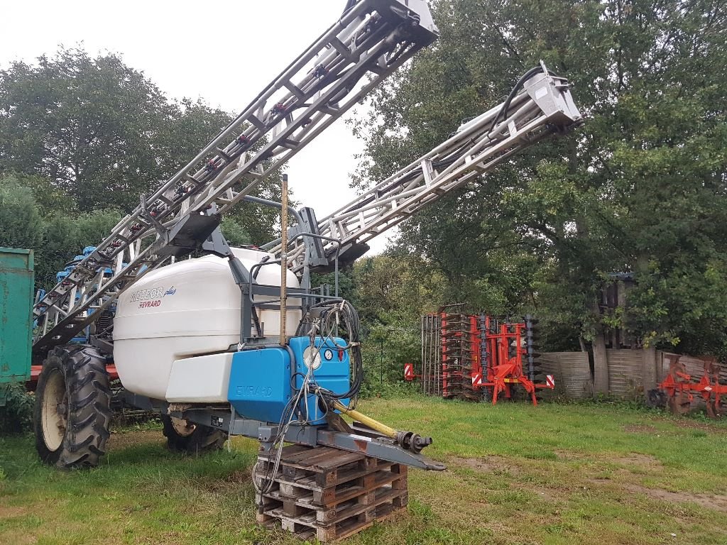Feldspritze des Typs Evrard Meteor 4100, Gebrauchtmaschine in HORION HOZEMONT (Bild 2)