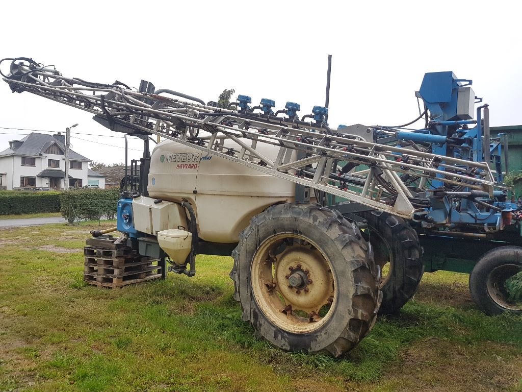 Feldspritze des Typs Evrard Meteor 4100, Gebrauchtmaschine in HORION HOZEMONT (Bild 3)
