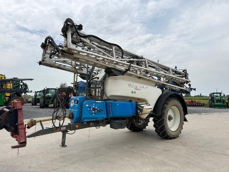 Feldspritze tip Evrard METEOR 4200, Gebrauchtmaschine in Richebourg (Poză 1)