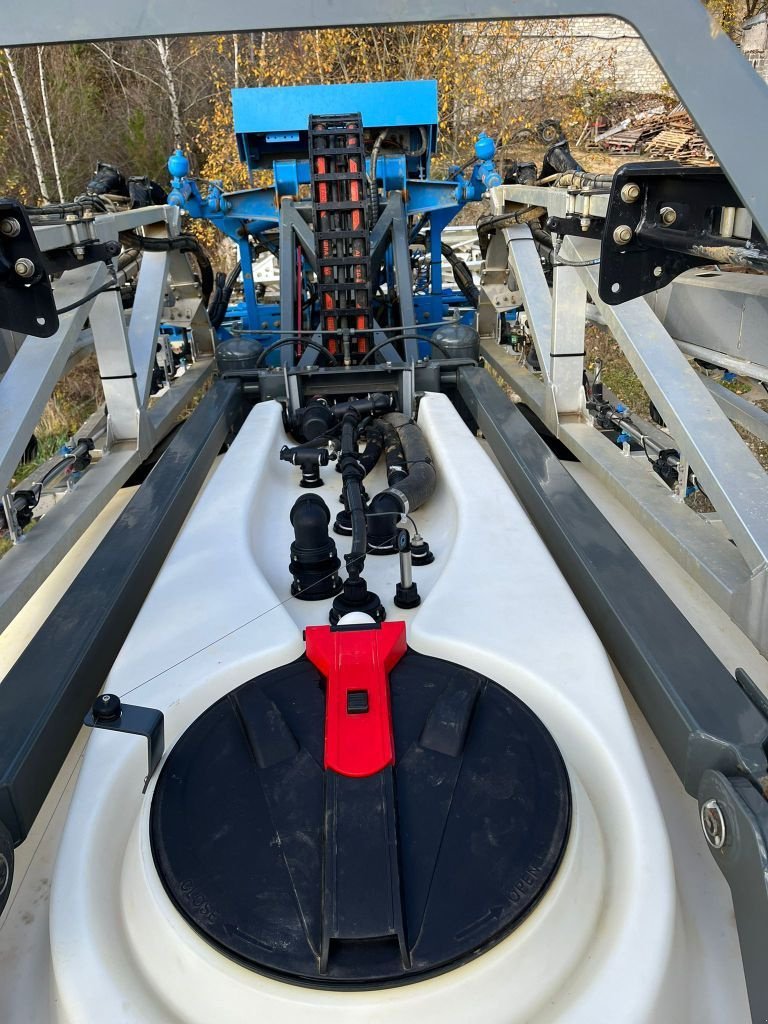 Feldspritze of the type Evrard METEOR R Activ 4200, Gebrauchtmaschine in Lérouville (Picture 8)