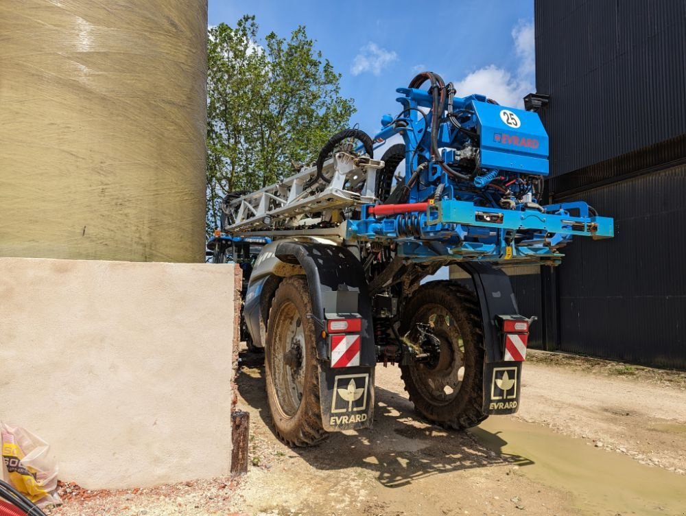 Feldspritze of the type Evrard METEOR R ACTIVE, Gebrauchtmaschine in FRESNAY LE COMTE (Picture 2)