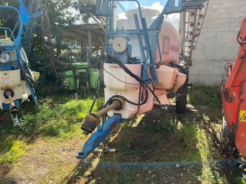 Feldspritze of the type Evrard METEOR2800, Gebrauchtmaschine in les hayons (Picture 3)