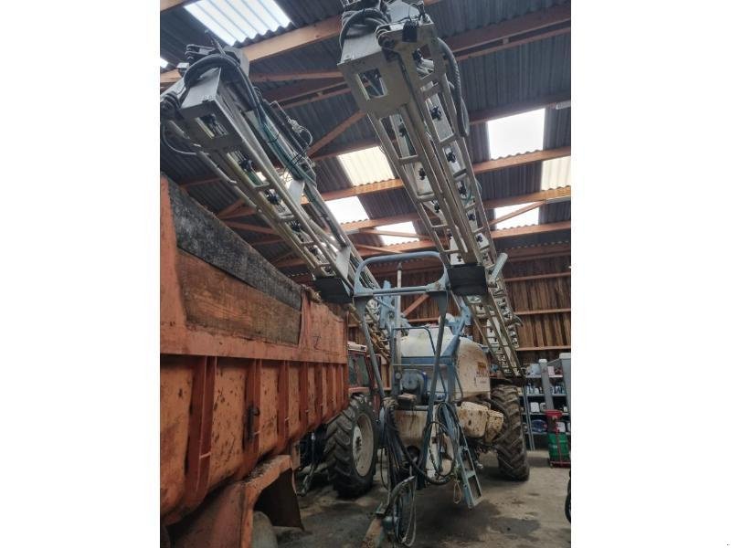 Feldspritze of the type Evrard METEOR4100, Gebrauchtmaschine in CHAUMONT (Picture 3)