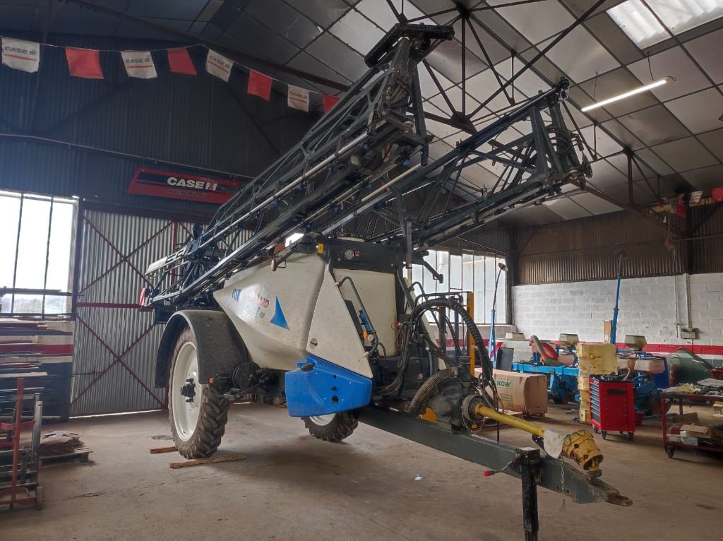 Feldspritze van het type Evrard OPALE 4000, Gebrauchtmaschine in VOVES (Foto 2)