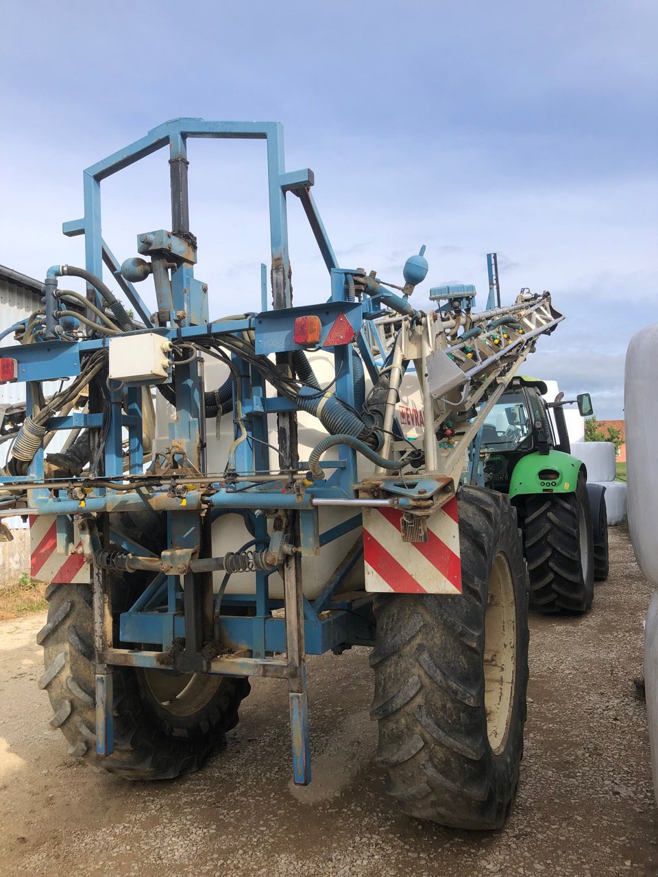 Feldspritze des Typs Evrard TE 4100 M, Gebrauchtmaschine in Brabant-le-Roi (Bild 3)