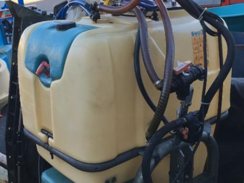 Feldspritze a típus Favaro AS 420, Gebrauchtmaschine ekkor: Aesch (Kép 1)