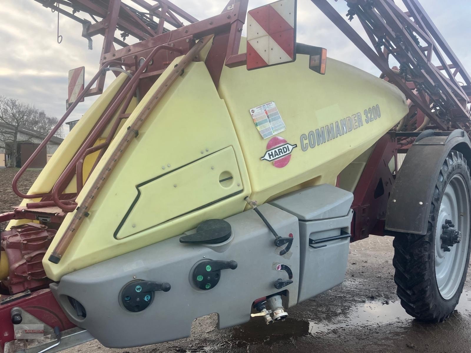 Feldspritze от тип Hardi Commander 3200 / 27 m, Gebrauchtmaschine в Bensheim - Schwanheim (Снимка 4)