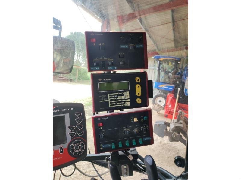 Feldspritze του τύπου Hardi COMMANDER2200, Gebrauchtmaschine σε GEMOZAC (Φωτογραφία 7)