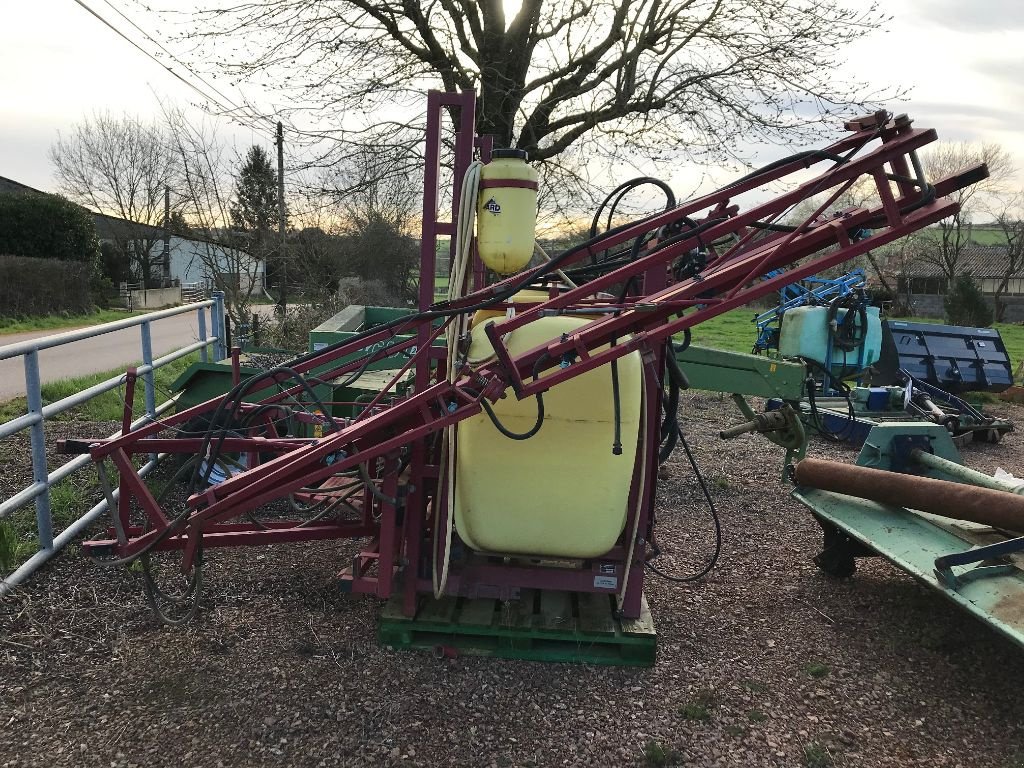 Feldspritze of the type Hardi LXH 800, Gebrauchtmaschine in CHAMPLECY (Picture 3)