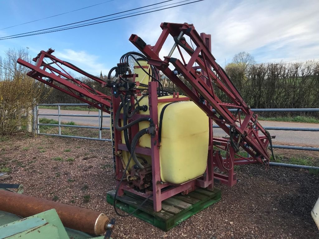 Feldspritze of the type Hardi LXH 800, Gebrauchtmaschine in CHAMPLECY (Picture 1)