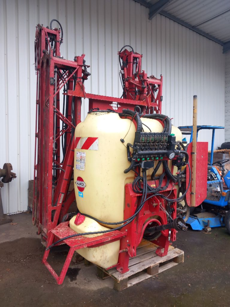 Feldspritze типа Hardi Master 1200 - 24m, Gebrauchtmaschine в SAINT PIERRE DES LANDES (Фотография 1)