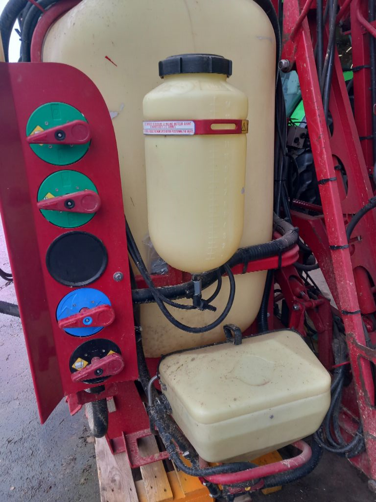 Feldspritze типа Hardi Master 1200 - 24m, Gebrauchtmaschine в SAINT PIERRE DES LANDES (Фотография 3)