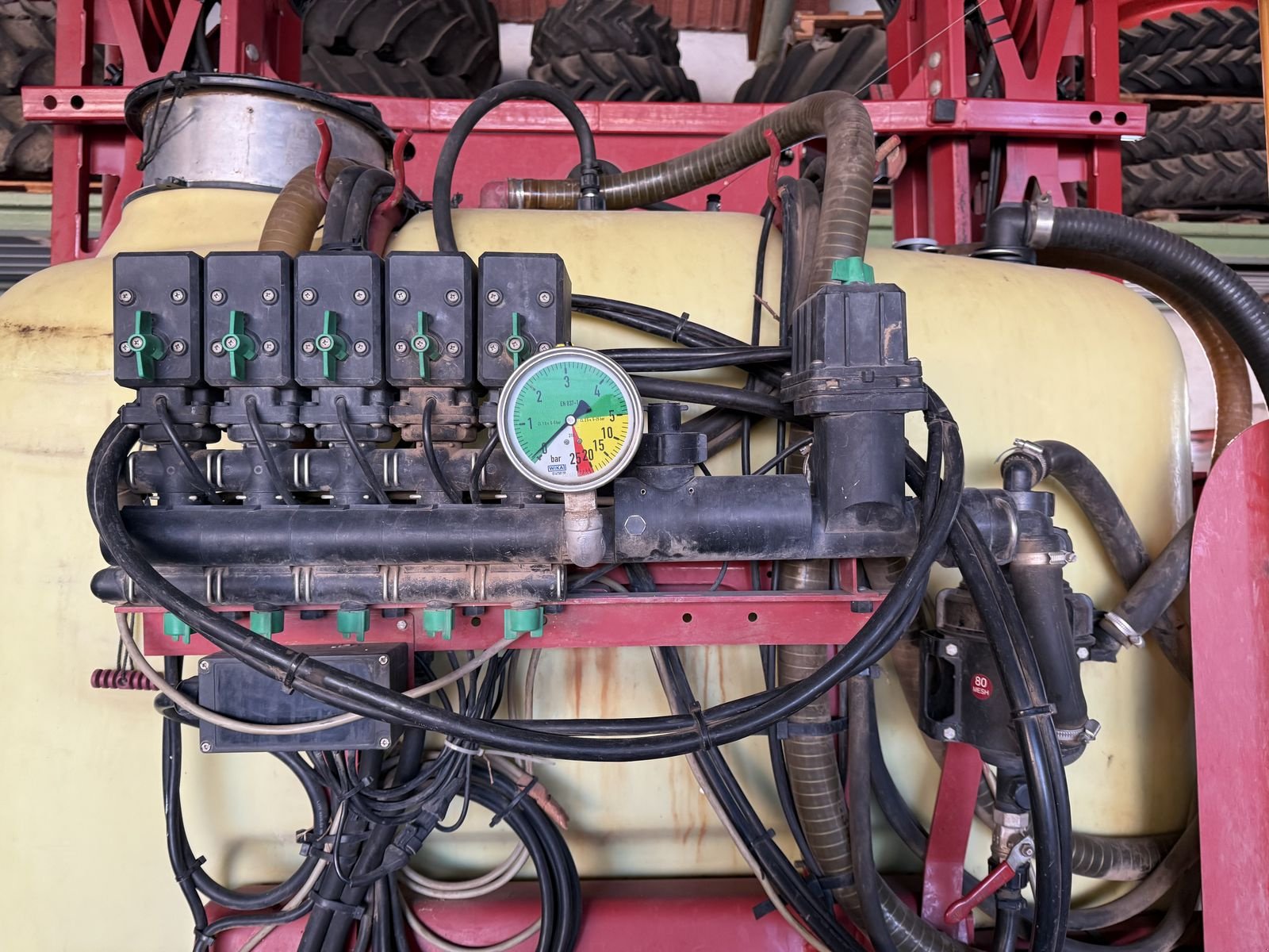 Feldspritze des Typs Hardi Master 1200 VHZ 15m, Gebrauchtmaschine in Hohenruppersdorf (Bild 13)