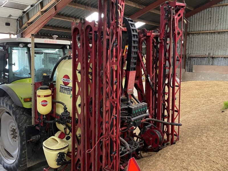 Feldspritze tip Hardi Master 1800 - 24 m liftsprøjte Synet til februar 2028, Gebrauchtmaschine in Kjellerup (Poză 1)