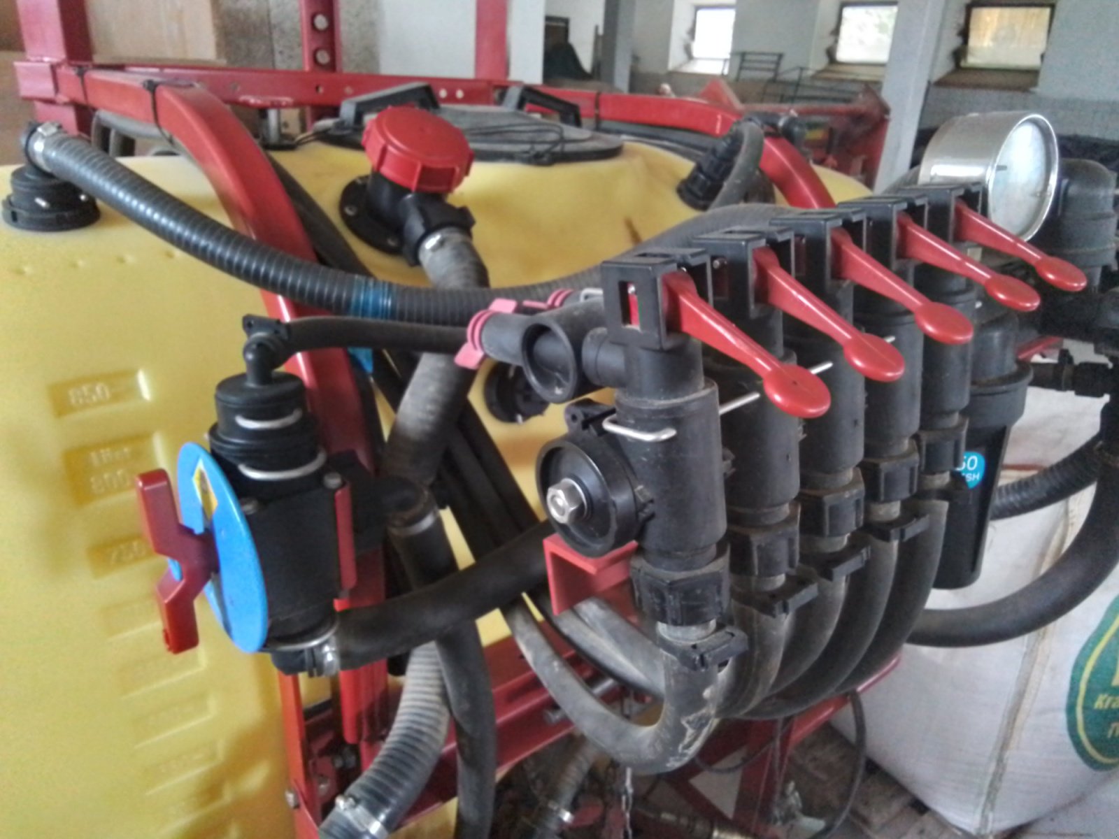 Feldspritze typu Hardi Master 800, Gebrauchtmaschine v Falkenberg (Obrázek 1)