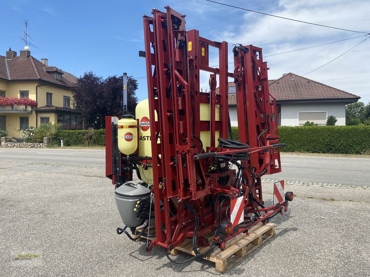 Feldspritze des Typs Hardi MASTER PRO 1200 - VHY 15 m, Neumaschine in Senftenbach (Bild 8)