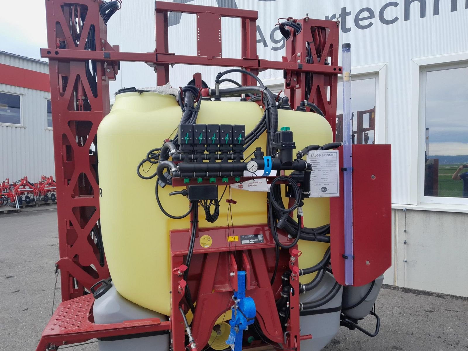 Feldspritze of the type Hardi Master, Neumaschine in Harmannsdorf (Picture 3)