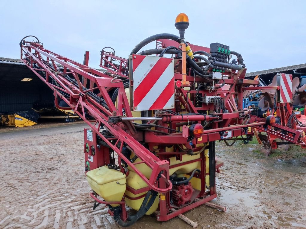 Feldspritze del tipo Hardi MEGA 1200, Gebrauchtmaschine In FRESNAY LE COMTE (Immagine 4)