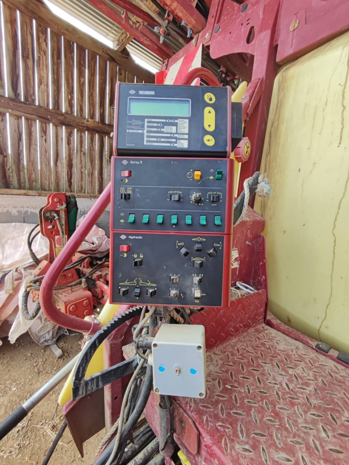 Feldspritze of the type Hardi NAVIGATOR, Gebrauchtmaschine in Le Horps (Picture 4)