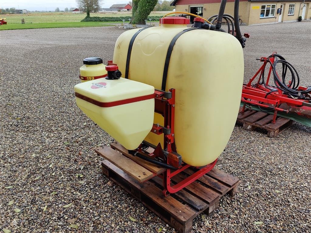 Feldspritze van het type Hardi NK 600 Frontmonteret ukrudtssprøjte til rækkeafgrøder, Gebrauchtmaschine in Storvorde (Foto 5)