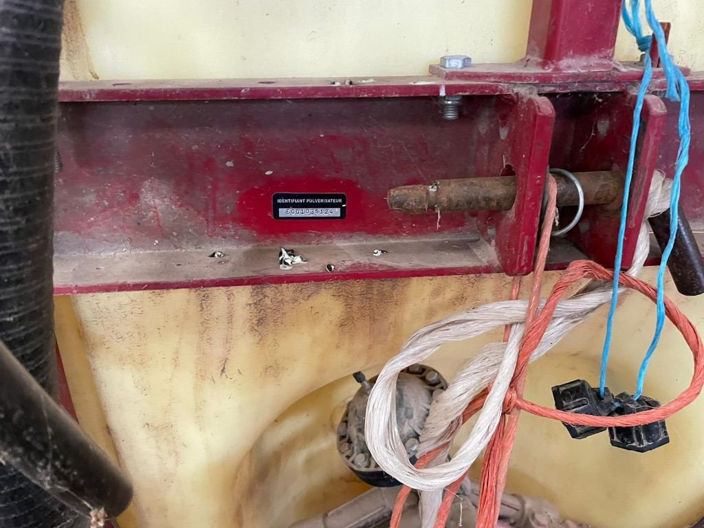 Feldspritze des Typs Hardi ph 800, Gebrauchtmaschine in Saint-Priest-Taurion (Bild 4)