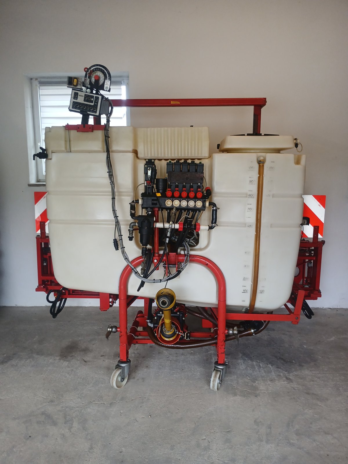 Feldspritze des Typs Holder 1000l, Gebrauchtmaschine in Pfakofen (Bild 1)