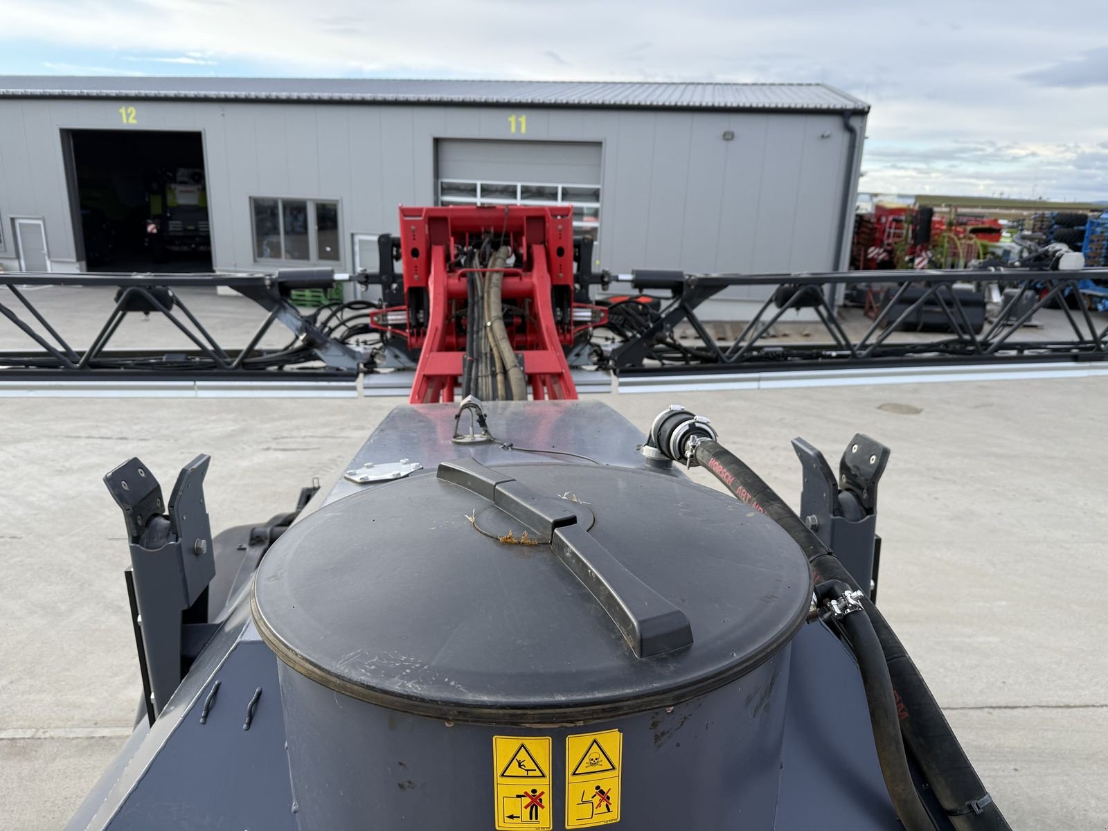 Feldspritze typu Horsch 8 GS, Gebrauchtmaschine v Grund (Obrázek 17)