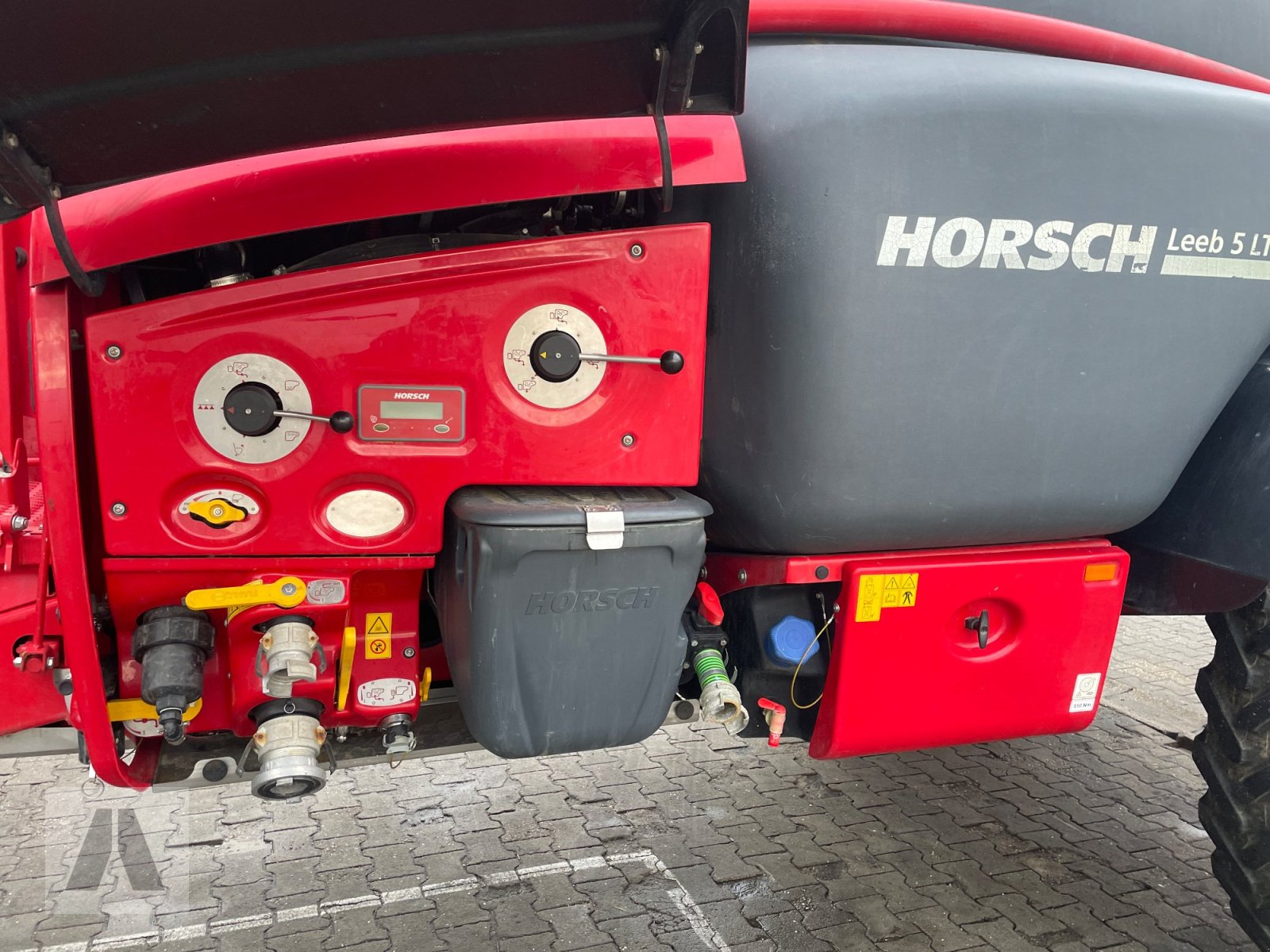 Feldspritze of the type Horsch Leeb 5 LT, Gebrauchtmaschine in Eggenfelden (Picture 16)