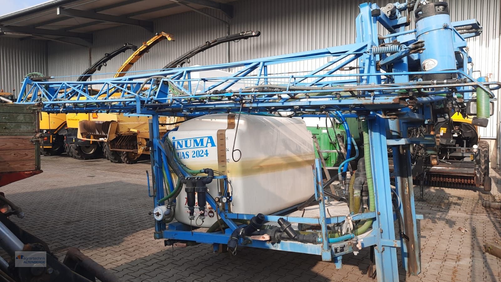 Feldspritze of the type Inuma Aufbauspritze Unimog IUAS 2024, Gebrauchtmaschine in Altenberge (Picture 11)