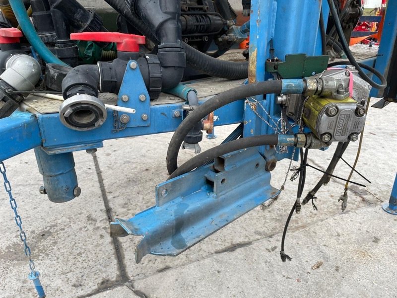 Feldspritze του τύπου Inuma IUAS 3021 Aufbau für Unimog, Gebrauchtmaschine σε Prenzlau (Φωτογραφία 7)