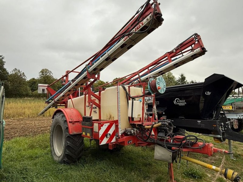 Feldspritze des Typs Jacoby Euro Train 3500, Gebrauchtmaschine in Nieheim Kreis Höxter (Bild 1)