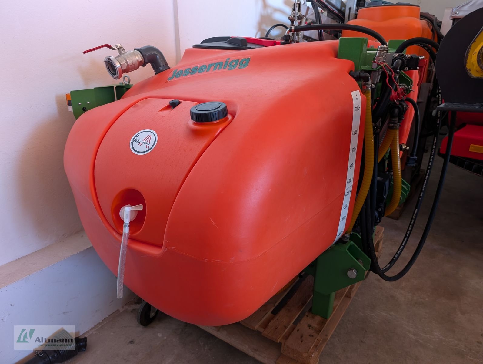 Feldspritze des Typs Jessernigg 15m Spritze mit Fronttank, Gebrauchtmaschine in Lanzenkirchen (Bild 3)